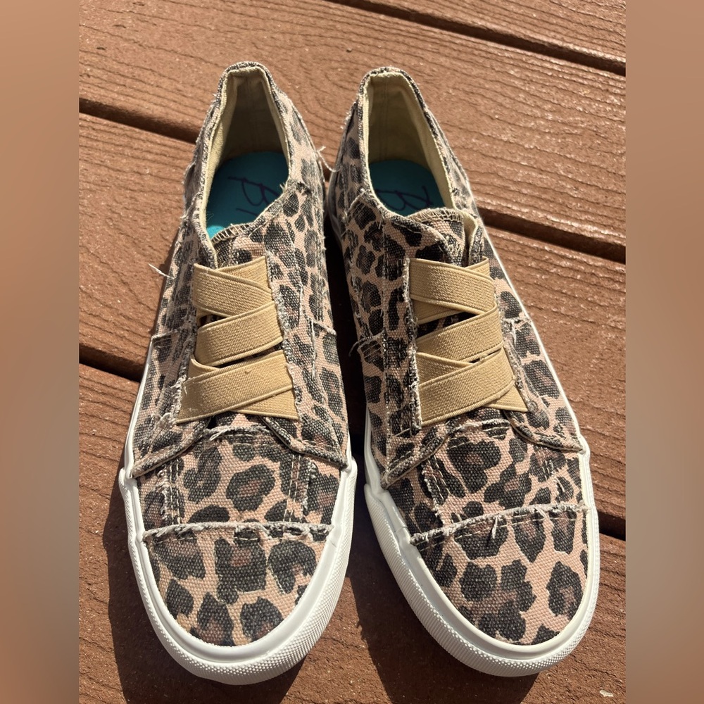 Blowfish Malibu Marley Natural City Kitty In Canvas